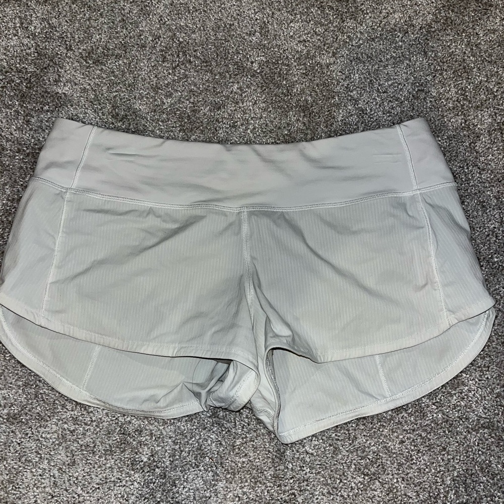 Lululemon Speed Up Shorts 2.5”